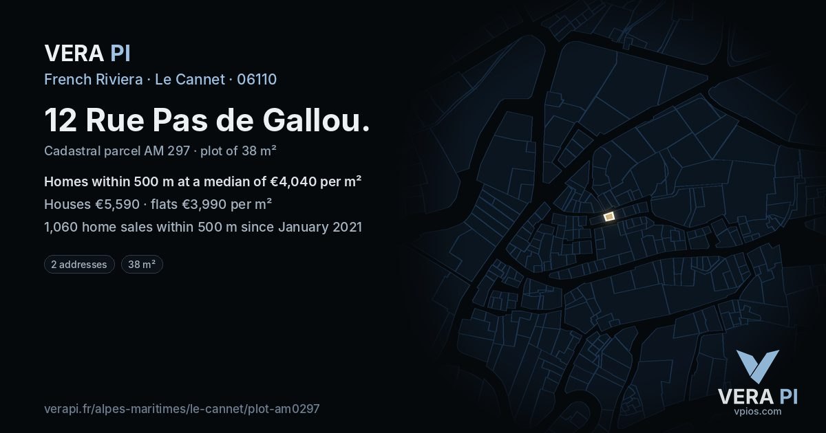 12 Rue Pas de Gallou, Le Cannet at night – the plot lit, the parcels around coloured by the prices near them