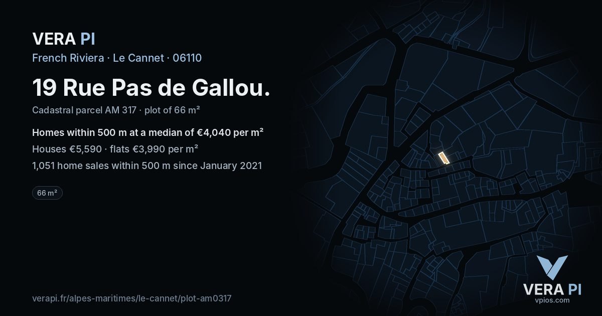 19 Rue Pas de Gallou, Le Cannet at night – the plot lit, the parcels around coloured by the prices near them