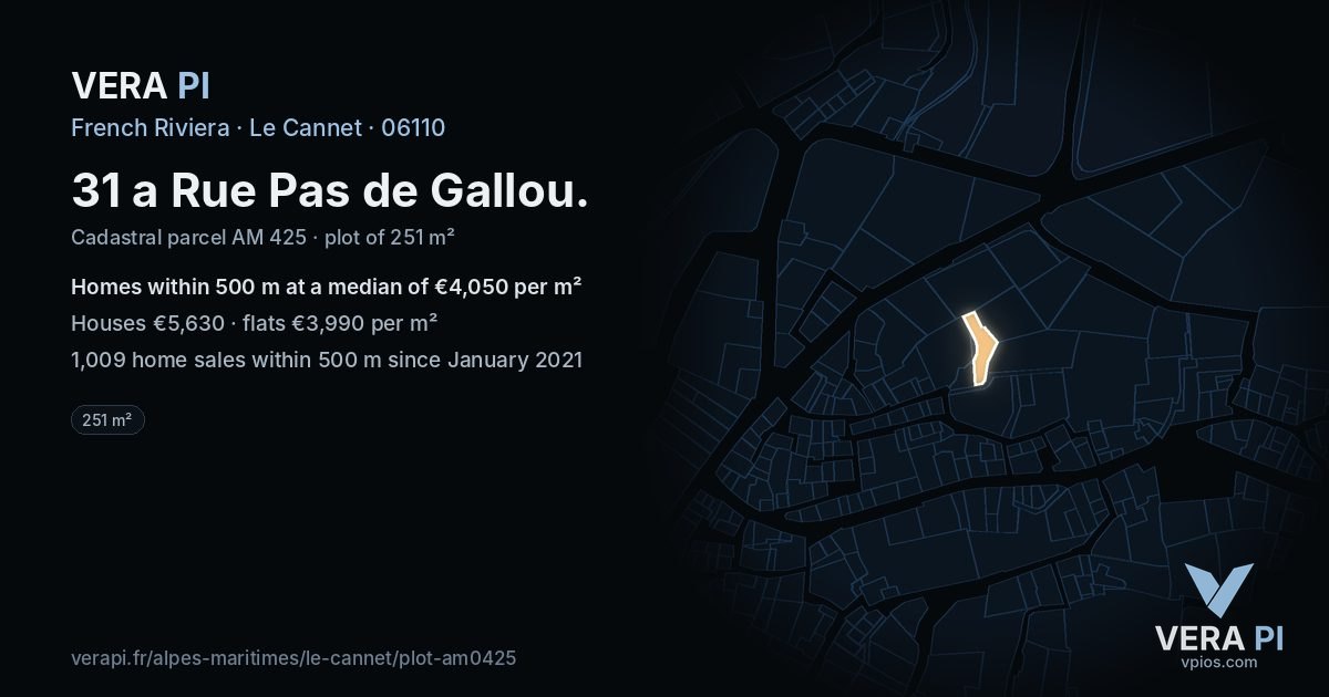 31 a Rue Pas de Gallou, Le Cannet at night – the plot lit, the parcels around coloured by the prices near them
