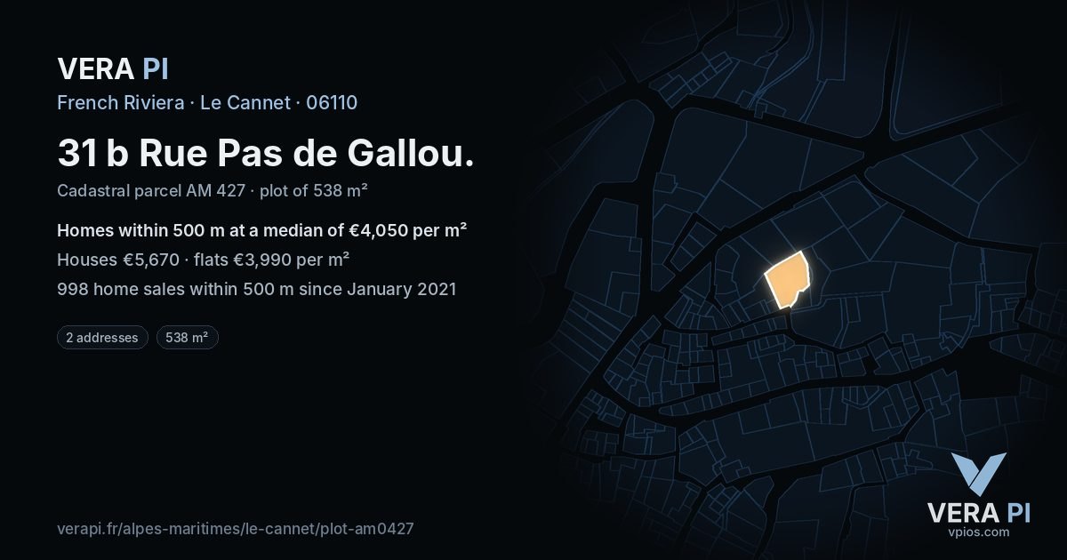 31 b Rue Pas de Gallou, Le Cannet at night – the plot lit, the parcels around coloured by the prices near them