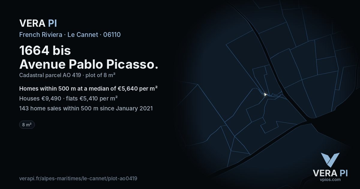 1664 bis Avenue Pablo Picasso, Le Cannet at night – the plot lit, the parcels around coloured by the prices near them