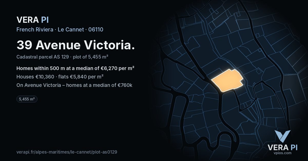 39 Avenue Victoria, Le Cannet at night – the plot lit, the parcels around coloured by the prices near them