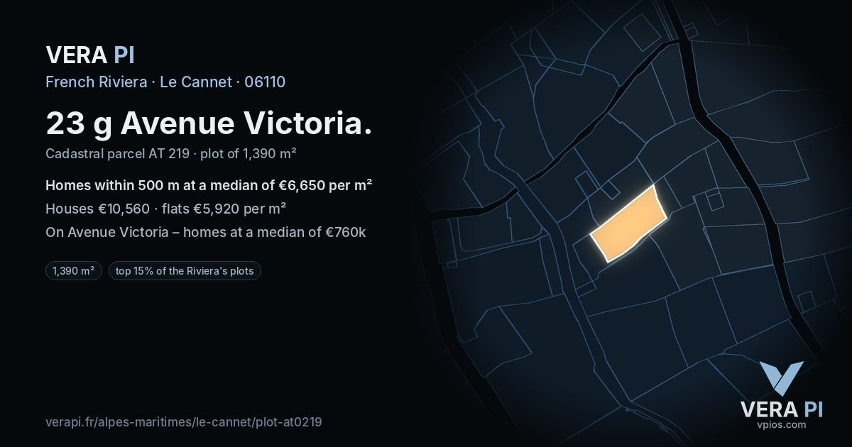 23 g Avenue Victoria, Le Cannet at night – the plot lit, the parcels around coloured by the prices near them