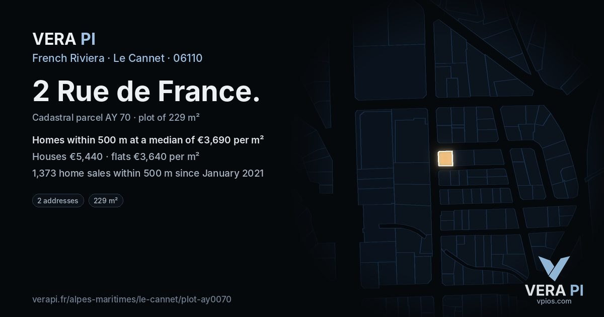 2 Rue de France, Le Cannet at night – the plot lit, the parcels around coloured by the prices near them