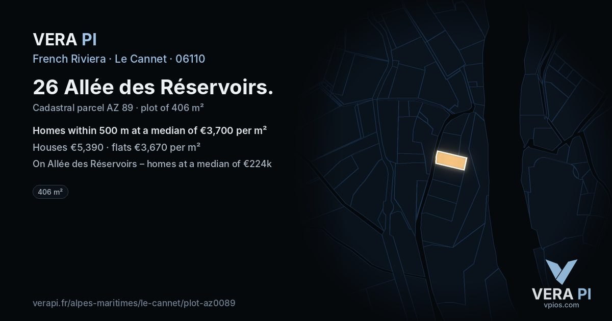 26 Allée des Réservoirs, Le Cannet at night – the plot lit, the parcels around coloured by the prices near them