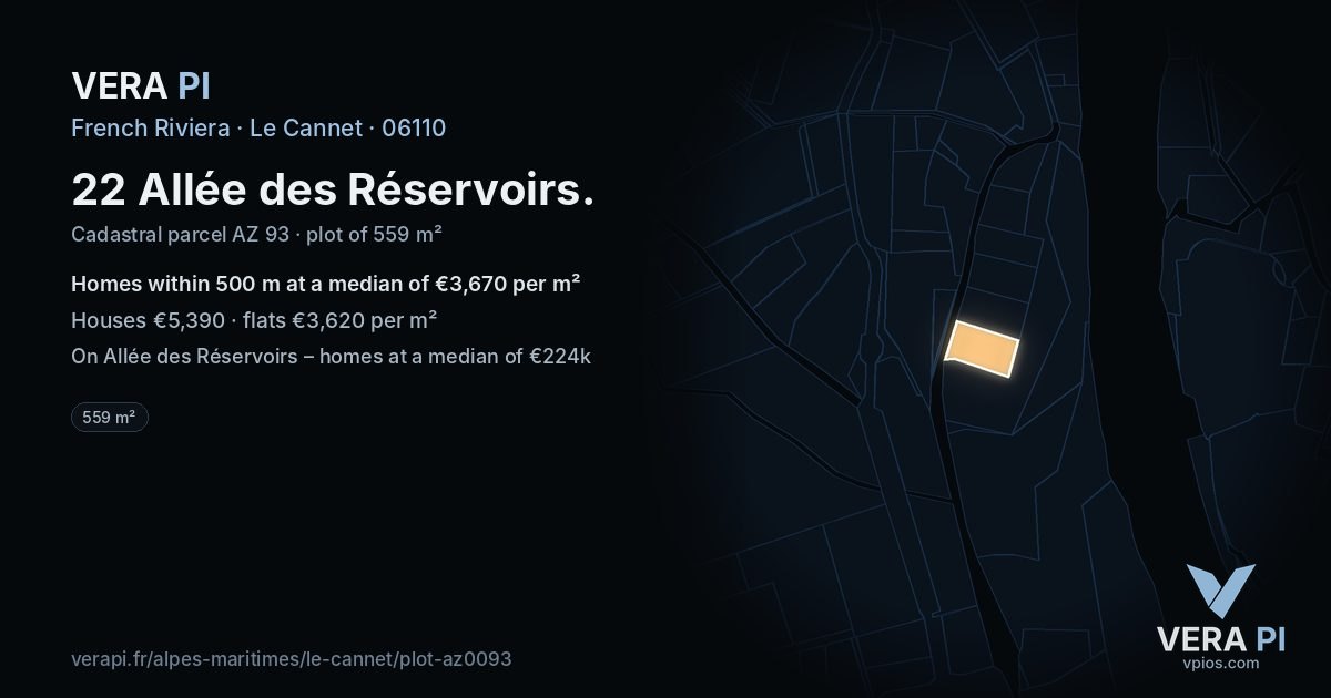 22 Allée des Réservoirs, Le Cannet at night – the plot lit, the parcels around coloured by the prices near them