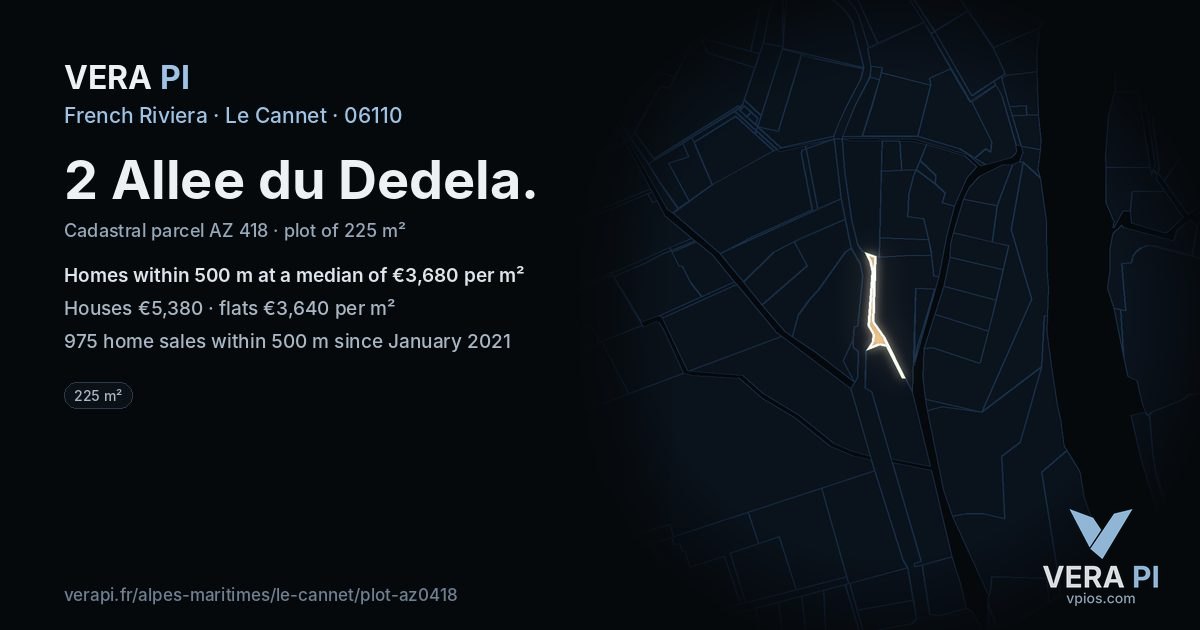 2 Allee du Dedela, Le Cannet at night – the plot lit, the parcels around coloured by the prices near them