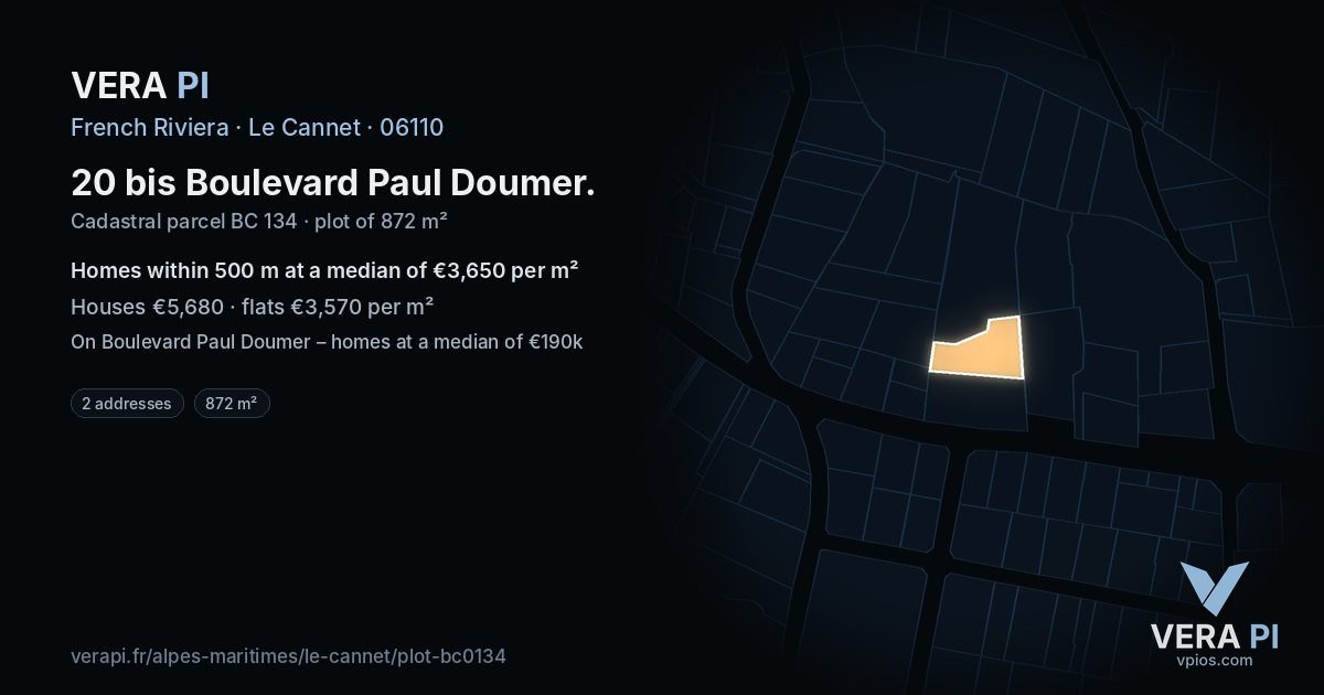 20 bis Boulevard Paul Doumer, Le Cannet at night – the plot lit, the parcels around coloured by the prices near them