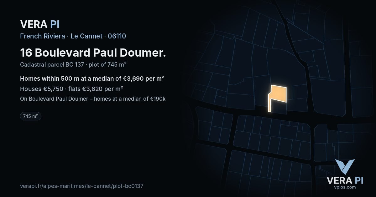16 Boulevard Paul Doumer, Le Cannet at night – the plot lit, the parcels around coloured by the prices near them