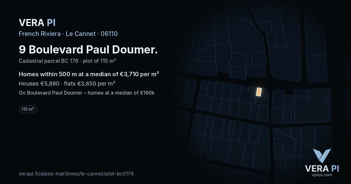 9 Boulevard Paul Doumer, Le Cannet at night – the plot lit, the parcels around coloured by the prices near them