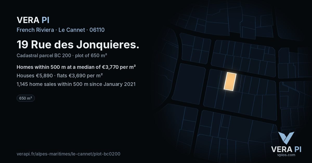 19 Rue des Jonquieres, Le Cannet at night – the plot lit, the parcels around coloured by the prices near them