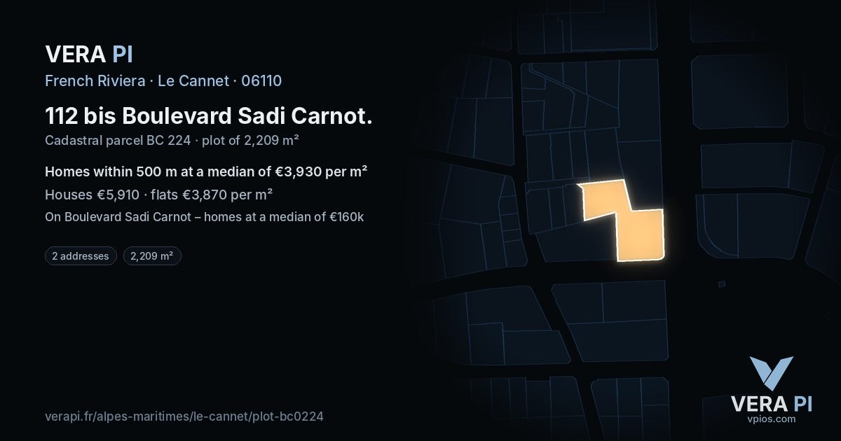 112 bis Boulevard Sadi Carnot, Le Cannet at night – the plot lit, the parcels around coloured by the prices near them