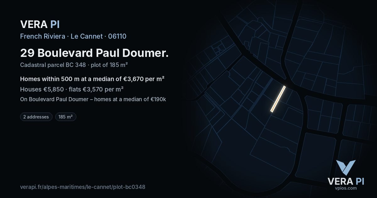 29 Boulevard Paul Doumer, Le Cannet at night – the plot lit, the parcels around coloured by the prices near them