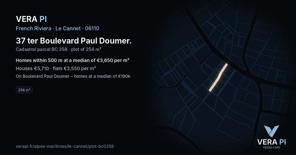 37 ter Boulevard Paul Doumer, Le Cannet at night – the plot lit, the parcels around coloured by the prices near them
