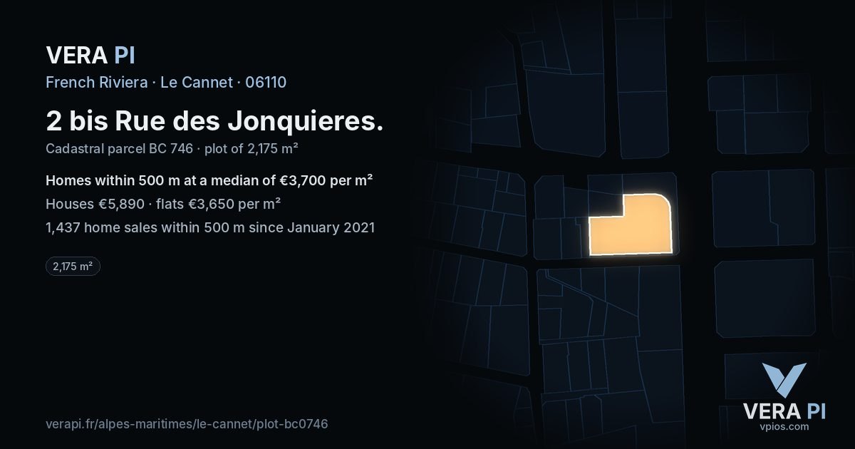 2 bis Rue des Jonquieres, Le Cannet at night – the plot lit, the parcels around coloured by the prices near them