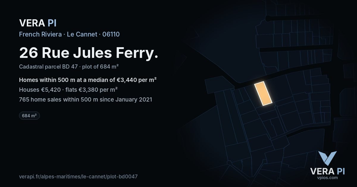 26 Rue Jules Ferry, Le Cannet at night – the plot lit, the parcels around coloured by the prices near them