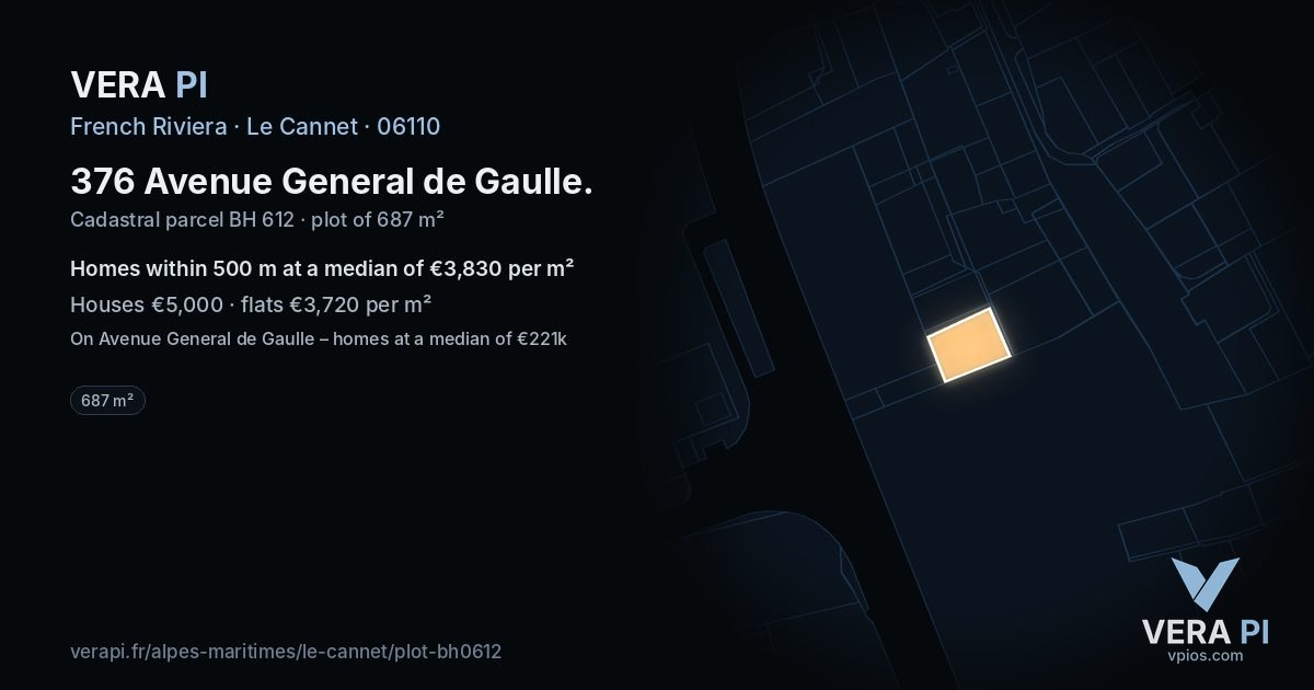 376 Avenue General de Gaulle, Le Cannet at night – the plot lit, the parcels around coloured by the prices near them