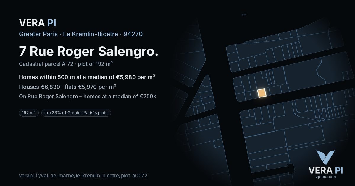 7 Rue Roger Salengro, Le Kremlin-Bicêtre at night – the plot lit, the parcels around coloured by the prices near them