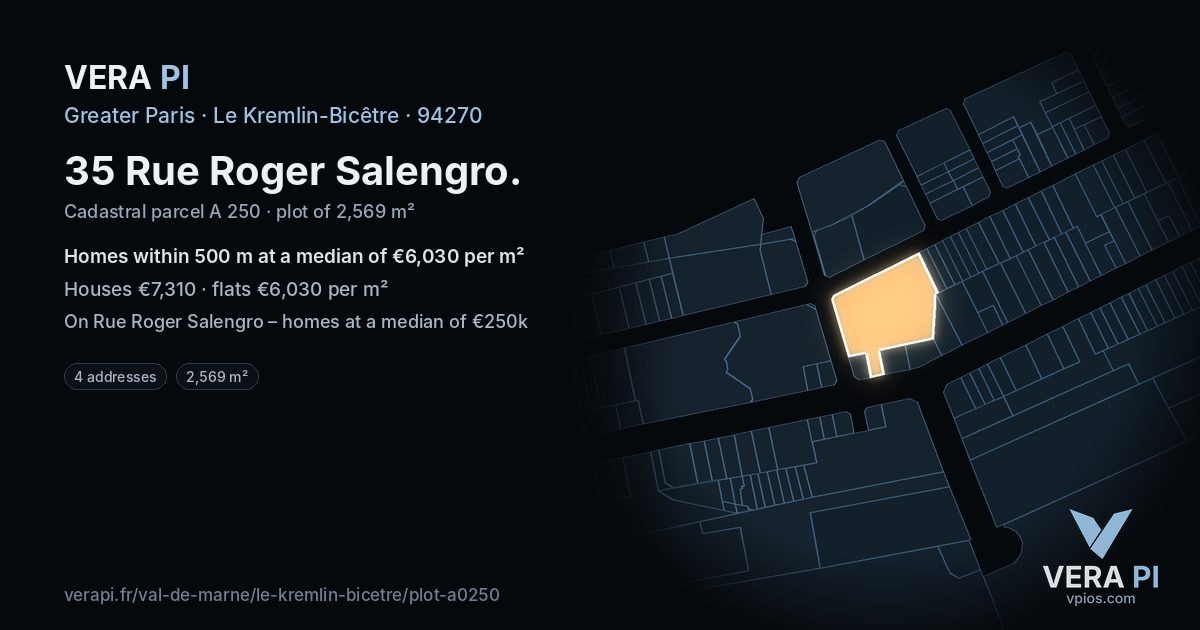 35 Rue Roger Salengro, Le Kremlin-Bicêtre at night – the plot lit, the parcels around coloured by the prices near them
