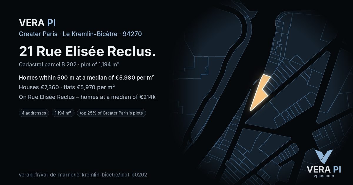 21 Rue Elisée Reclus, Le Kremlin-Bicêtre at night – the plot lit, the parcels around coloured by the prices near them