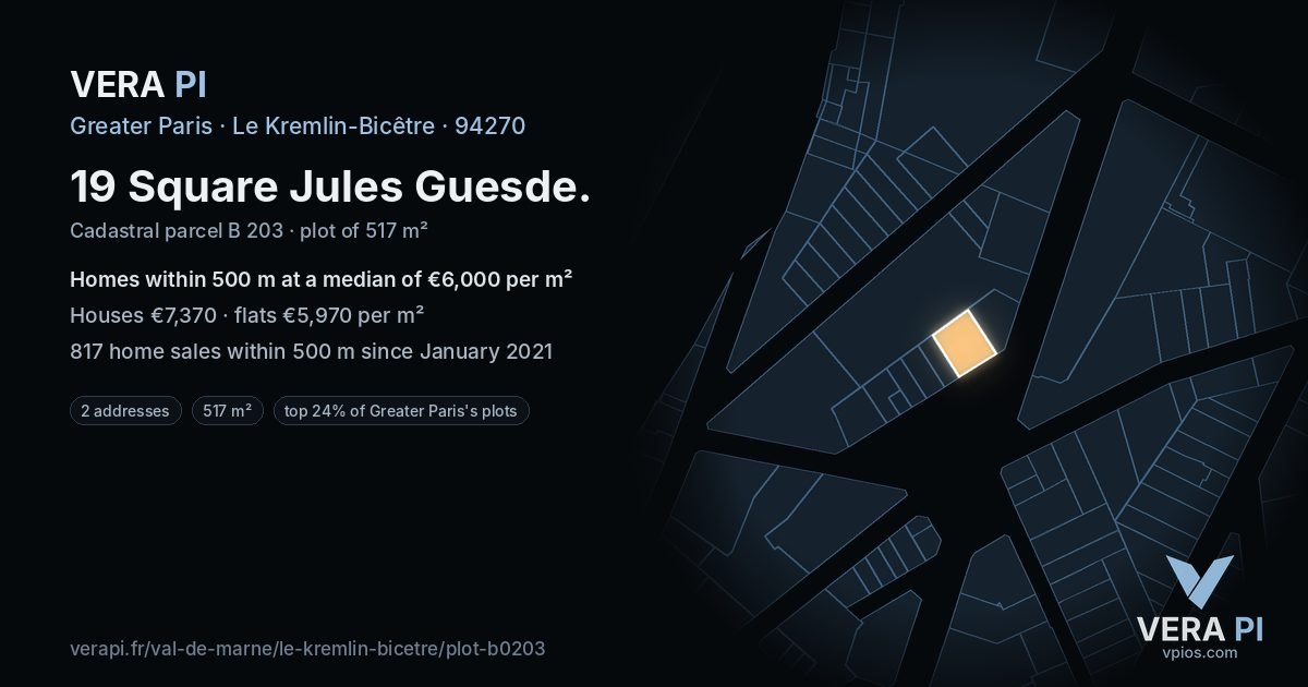 19 Square Jules Guesde, Le Kremlin-Bicêtre at night – the plot lit, the parcels around coloured by the prices near them