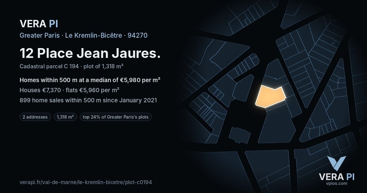 12 Place Jean Jaures, Le Kremlin-Bicêtre at night – the plot lit, the parcels around coloured by the prices near them