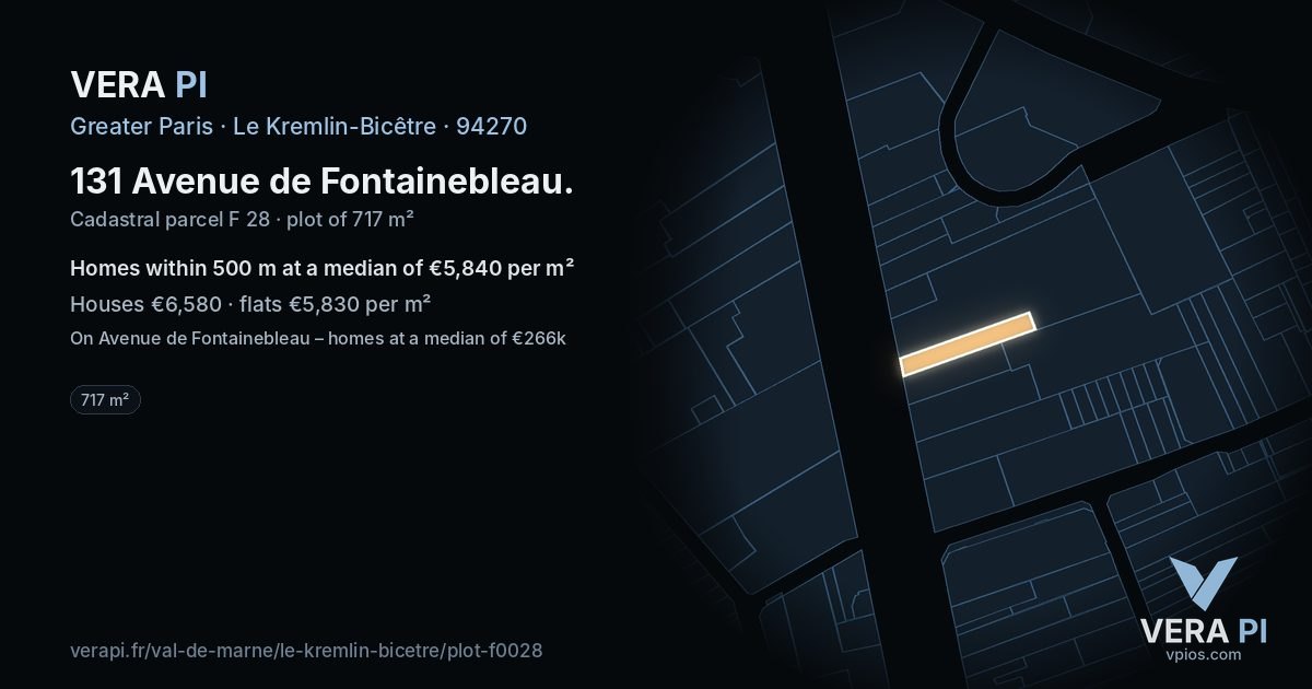 131 Avenue de Fontainebleau, Le Kremlin-Bicêtre at night – the plot lit, the parcels around coloured by the prices near them