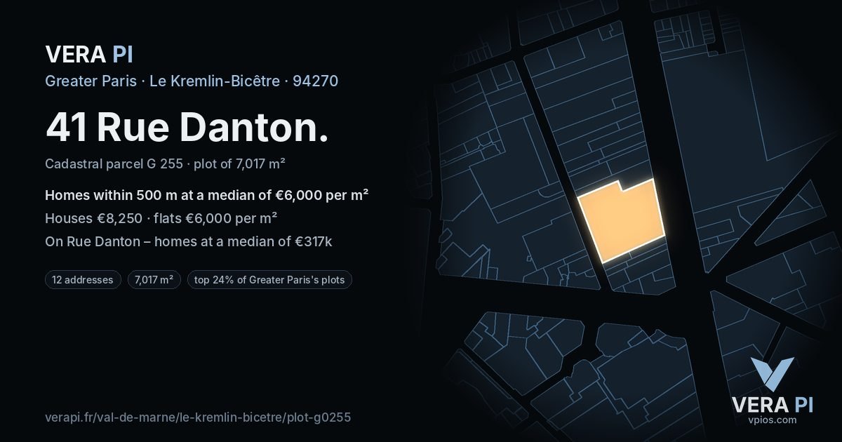 41 Rue Danton, Le Kremlin-Bicêtre at night – the plot lit, the parcels around coloured by the prices near them