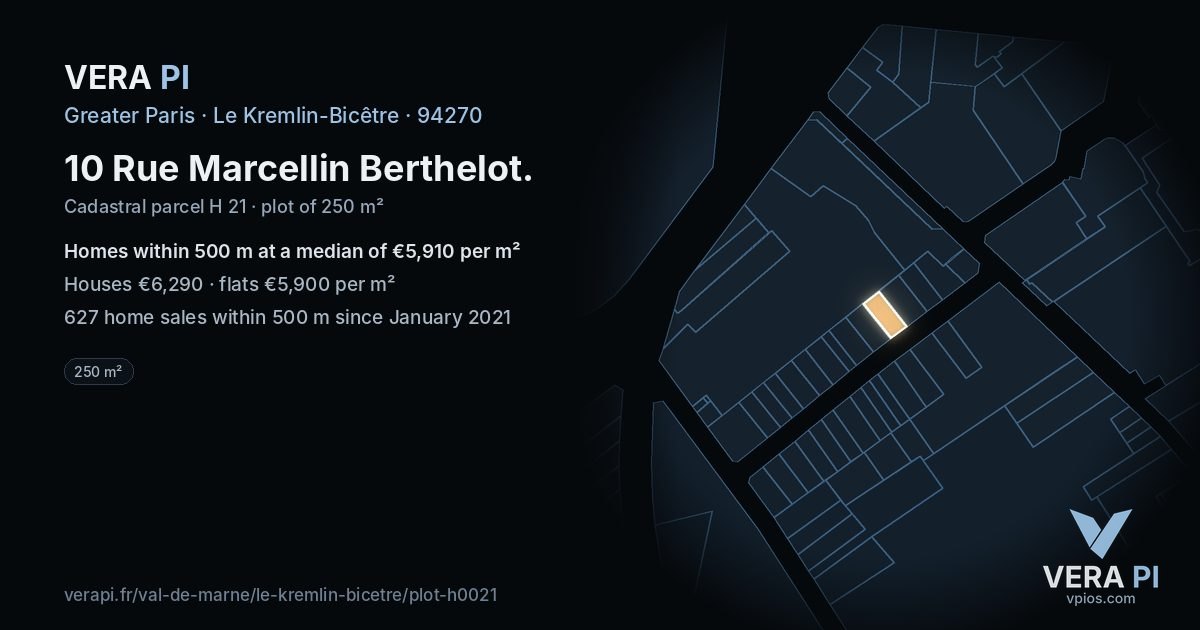10 Rue Marcellin Berthelot, Le Kremlin-Bicêtre at night – the plot lit, the parcels around coloured by the prices near them