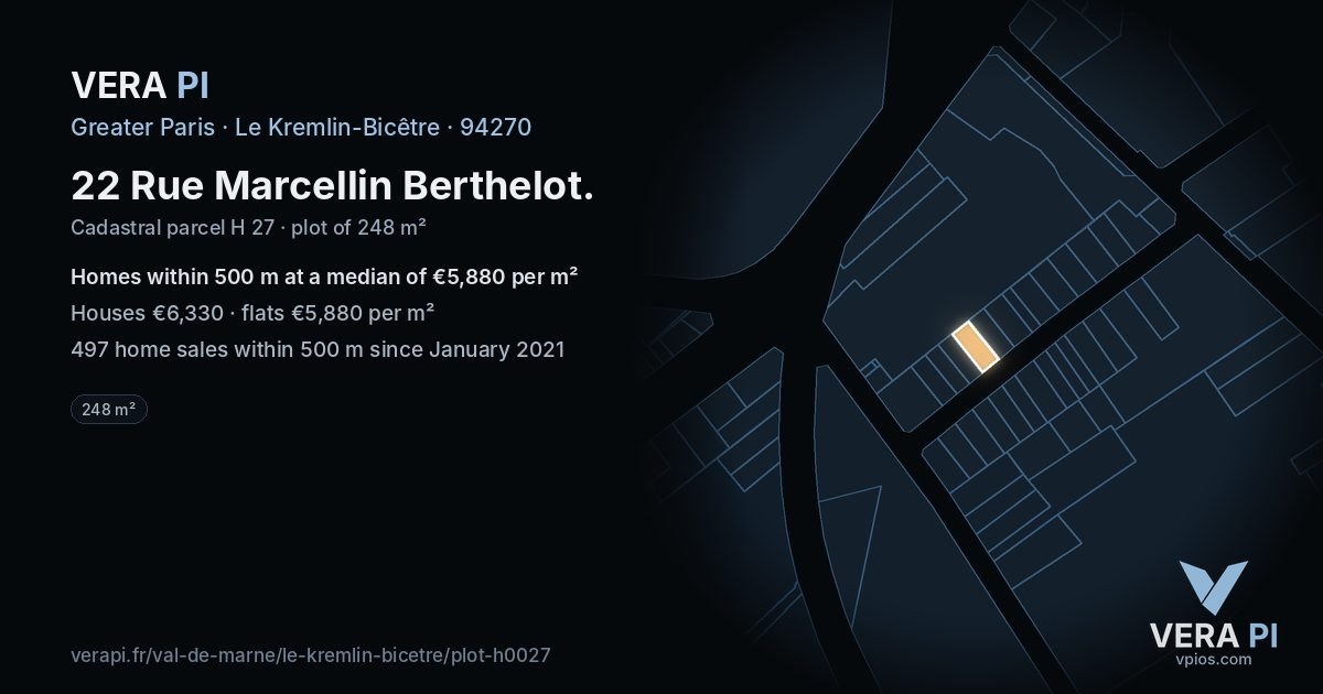 22 Rue Marcellin Berthelot, Le Kremlin-Bicêtre at night – the plot lit, the parcels around coloured by the prices near them