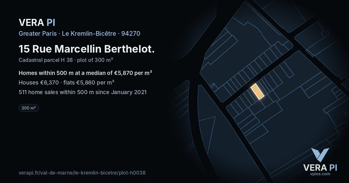 15 Rue Marcellin Berthelot, Le Kremlin-Bicêtre at night – the plot lit, the parcels around coloured by the prices near them
