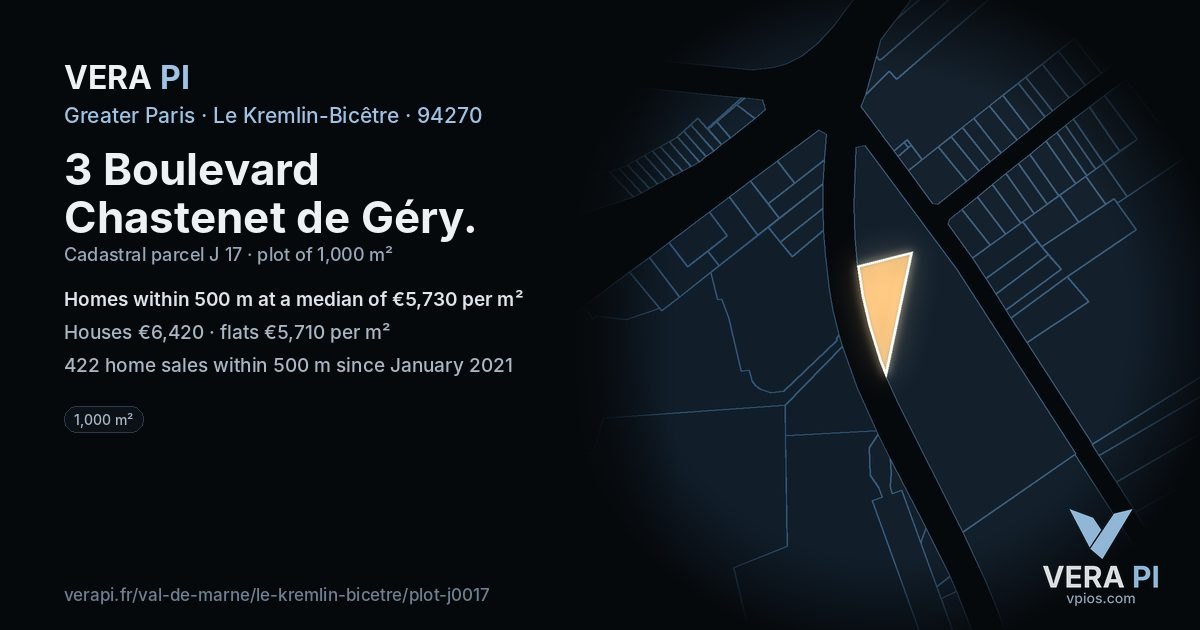 3 Boulevard Chastenet de Géry, Le Kremlin-Bicêtre at night – the plot lit, the parcels around coloured by the prices near them