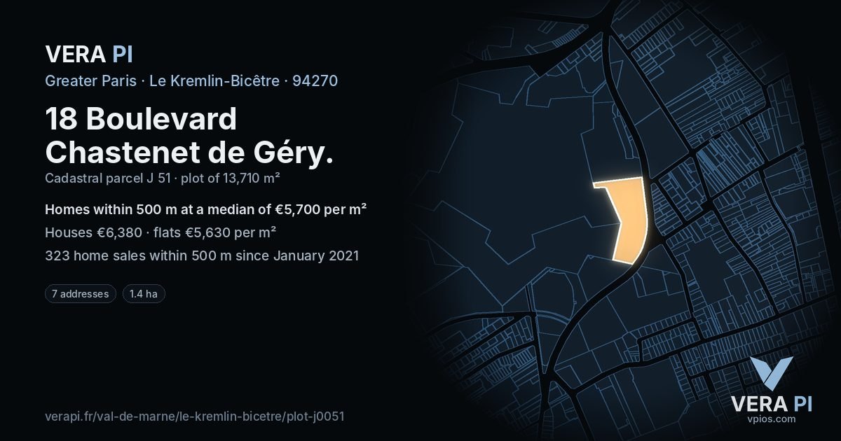 18 Boulevard Chastenet de Géry, Le Kremlin-Bicêtre at night – the plot lit, the parcels around coloured by the prices near them