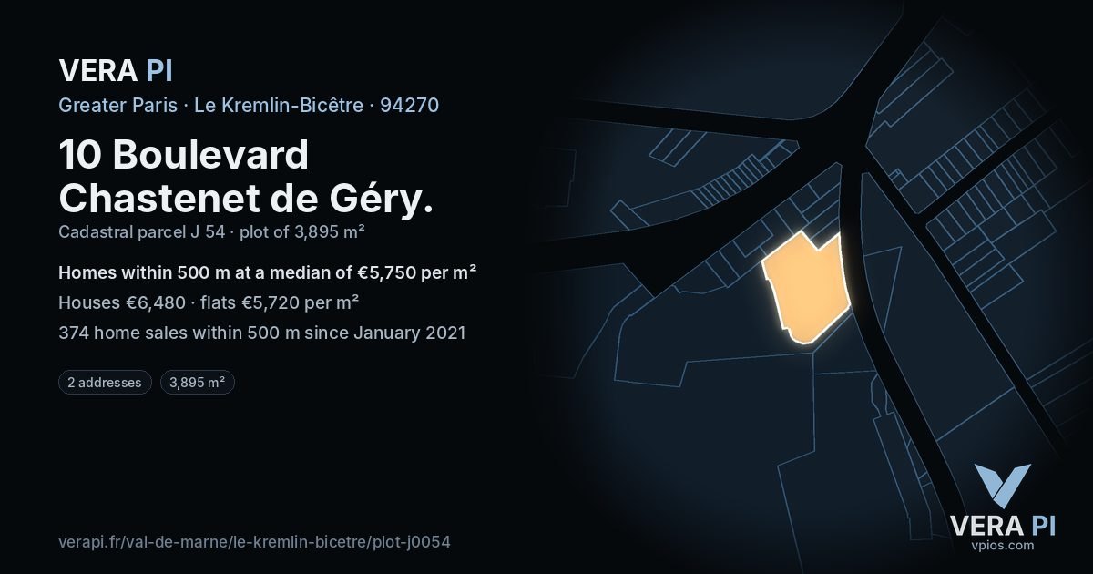 10 Boulevard Chastenet de Géry, Le Kremlin-Bicêtre at night – the plot lit, the parcels around coloured by the prices near them