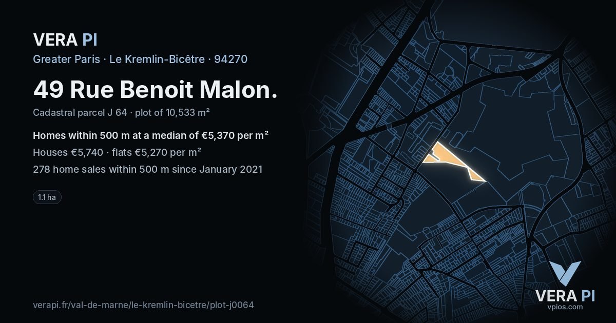 49 Rue Benoit Malon, Le Kremlin-Bicêtre at night – the plot lit, the parcels around coloured by the prices near them