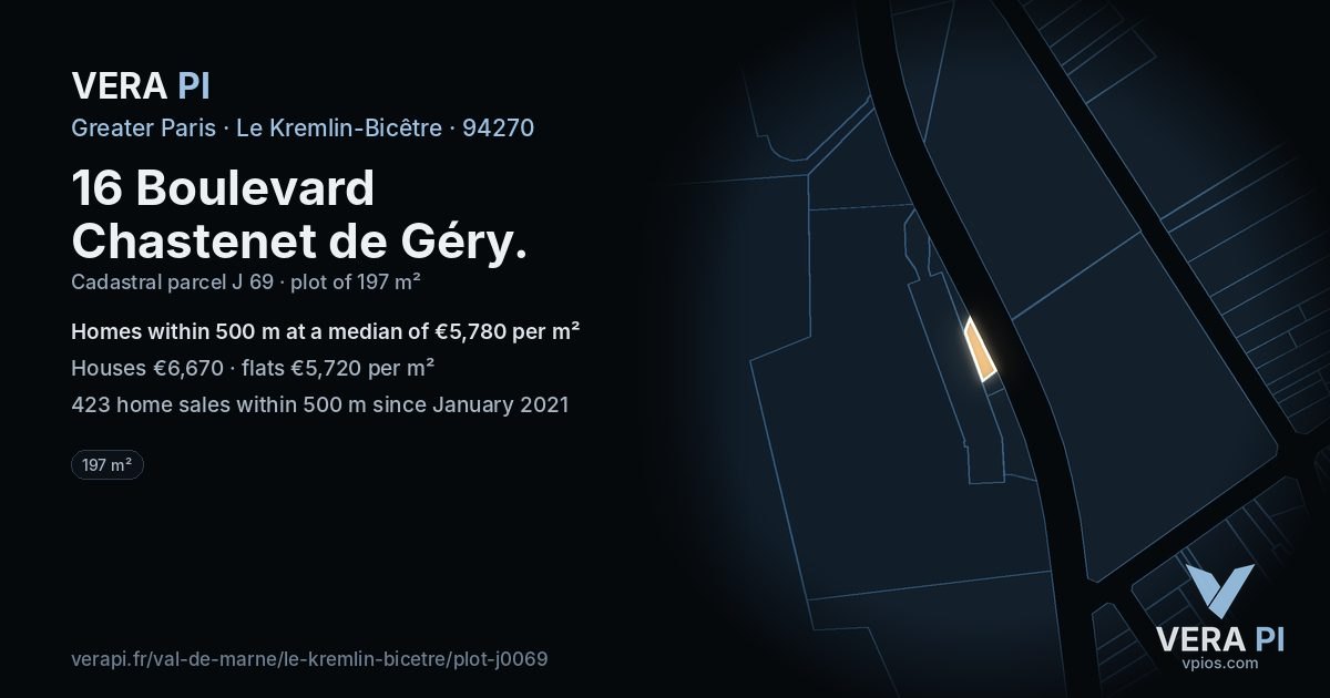 16 Boulevard Chastenet de Géry, Le Kremlin-Bicêtre at night – the plot lit, the parcels around coloured by the prices near them