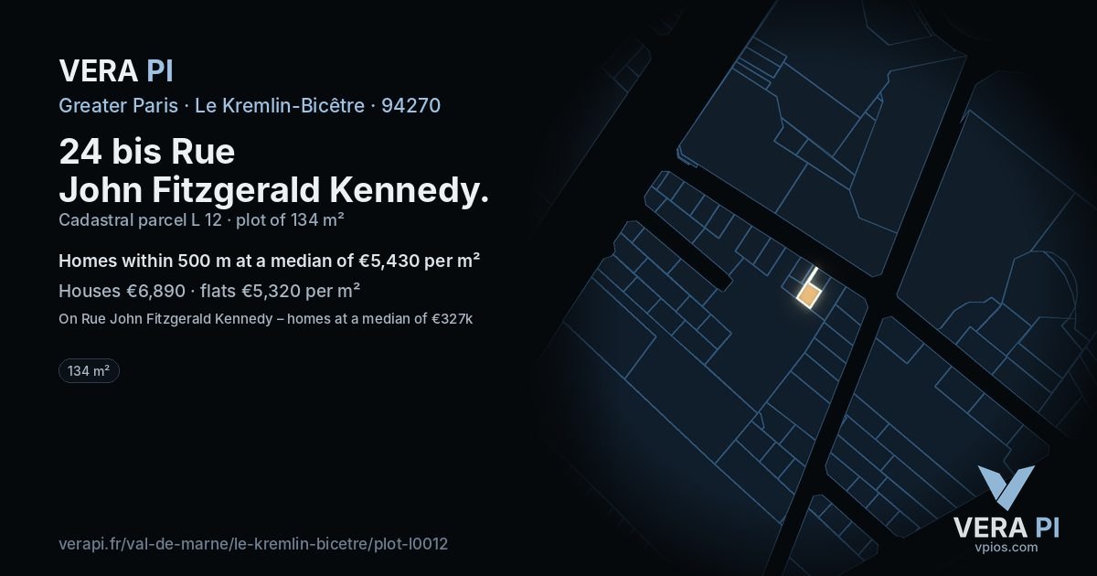 24 bis Rue John Fitzgerald Kennedy, Le Kremlin-Bicêtre at night – the plot lit, the parcels around coloured by the prices near them