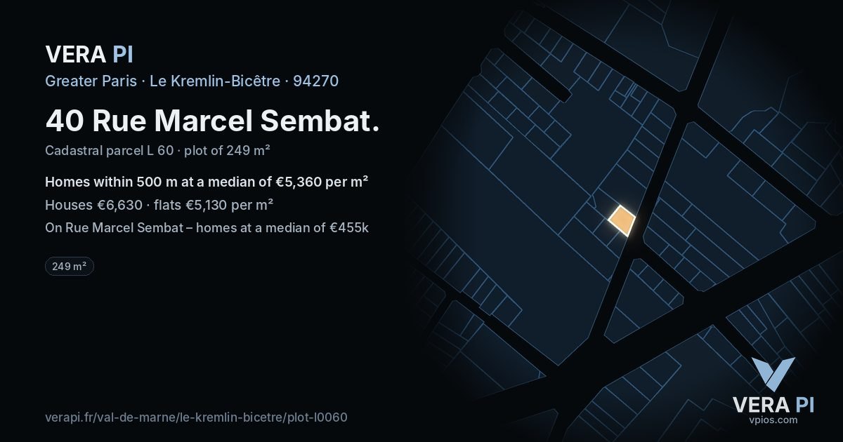 40 Rue Marcel Sembat, Le Kremlin-Bicêtre at night – the plot lit, the parcels around coloured by the prices near them