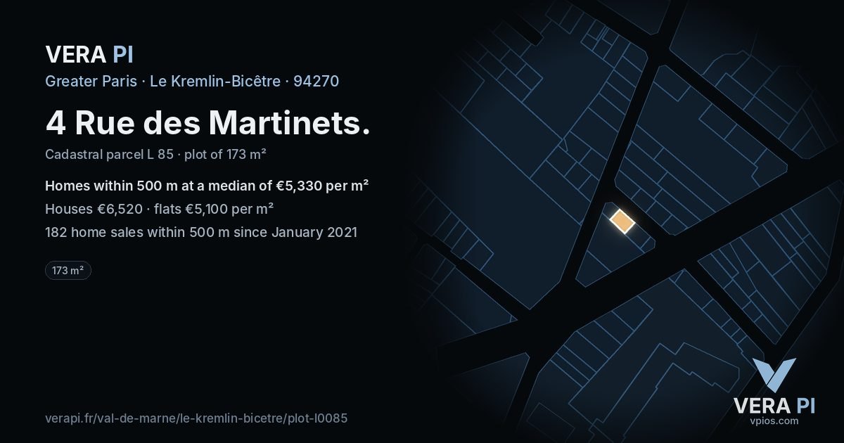 4 Rue des Martinets, Le Kremlin-Bicêtre at night – the plot lit, the parcels around coloured by the prices near them