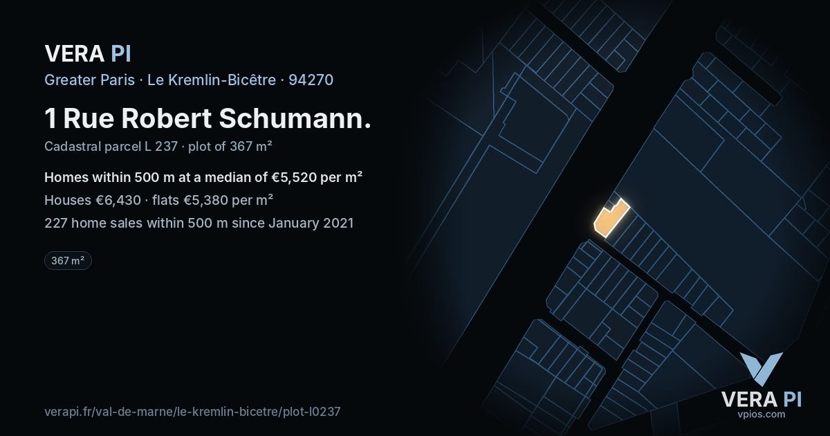 1 Rue Robert Schumann, Le Kremlin-Bicêtre at night – the plot lit, the parcels around coloured by the prices near them