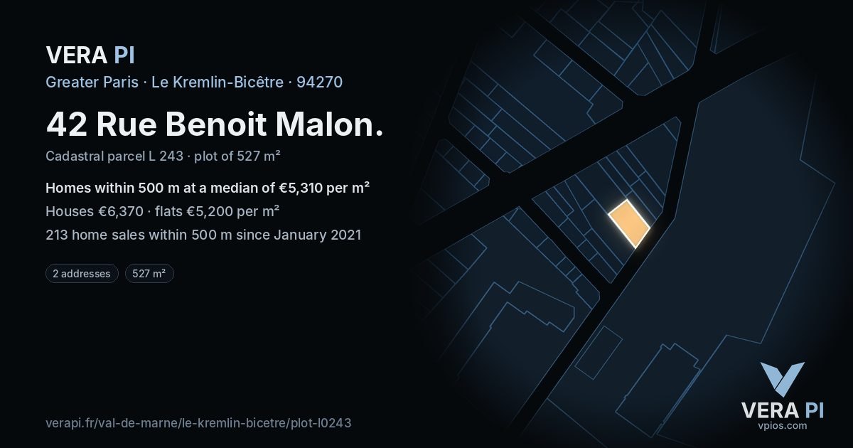 42 Rue Benoit Malon, Le Kremlin-Bicêtre at night – the plot lit, the parcels around coloured by the prices near them