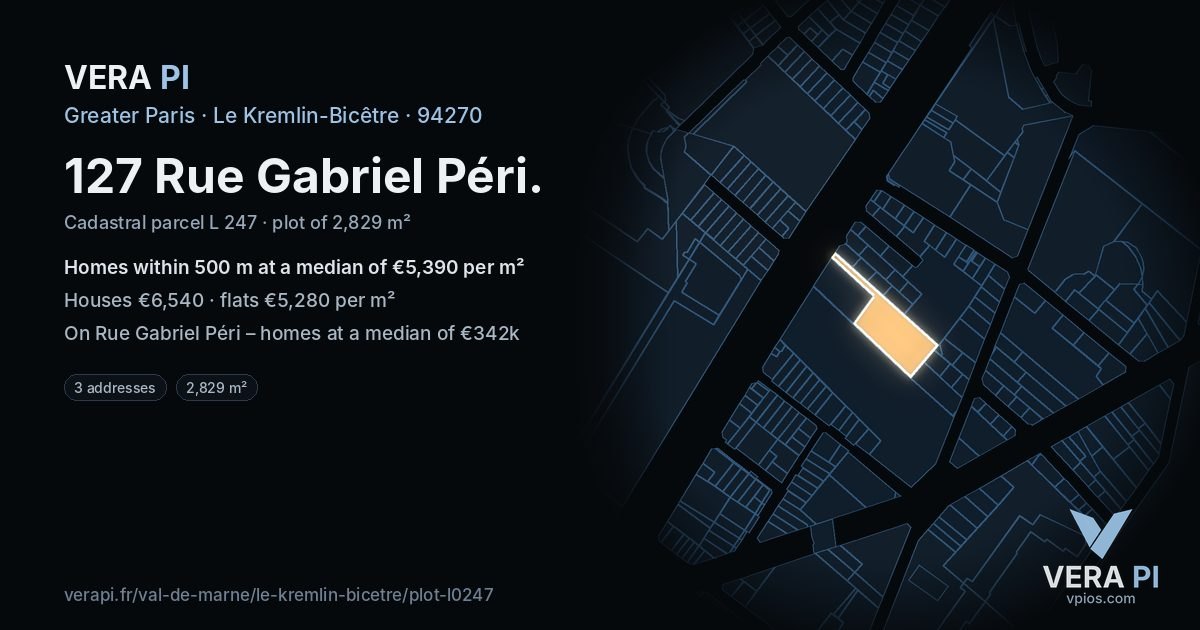 127 Rue Gabriel Péri, Le Kremlin-Bicêtre at night – the plot lit, the parcels around coloured by the prices near them