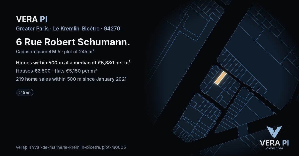 6 Rue Robert Schumann, Le Kremlin-Bicêtre at night – the plot lit, the parcels around coloured by the prices near them