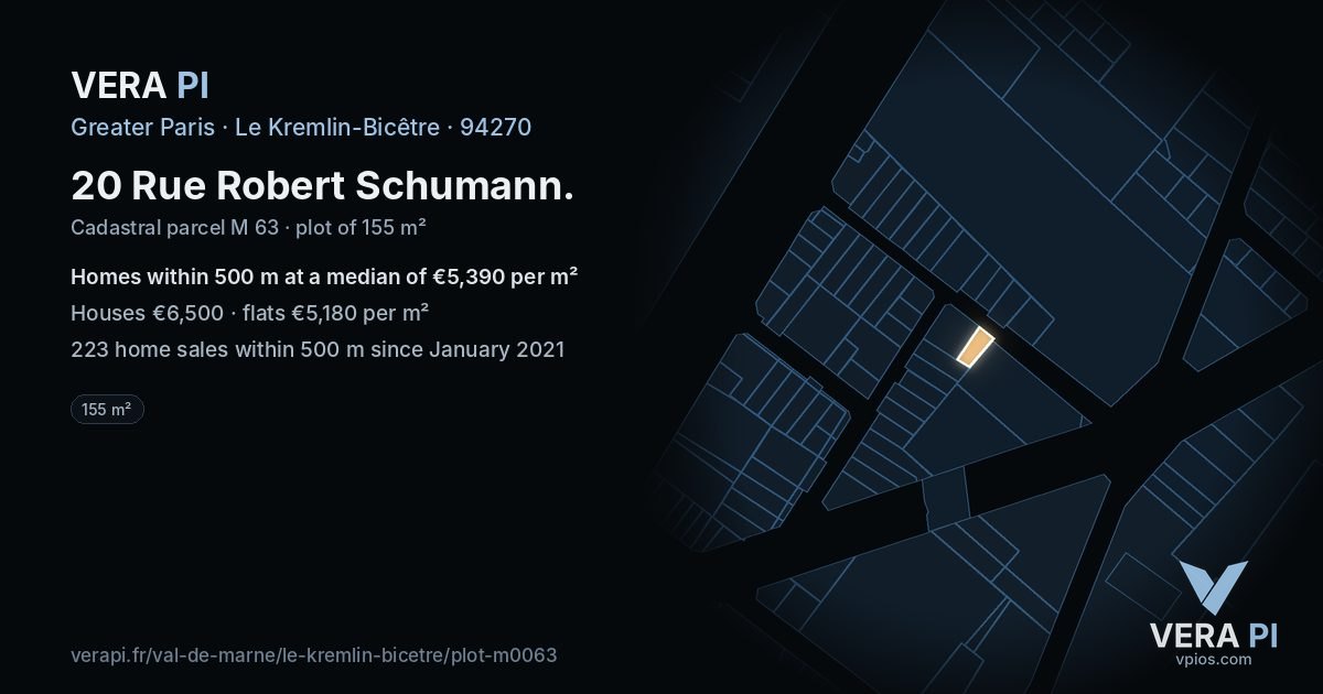 20 Rue Robert Schumann, Le Kremlin-Bicêtre at night – the plot lit, the parcels around coloured by the prices near them