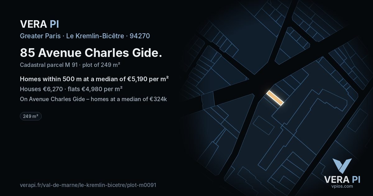 85 Avenue Charles Gide, Le Kremlin-Bicêtre at night – the plot lit, the parcels around coloured by the prices near them