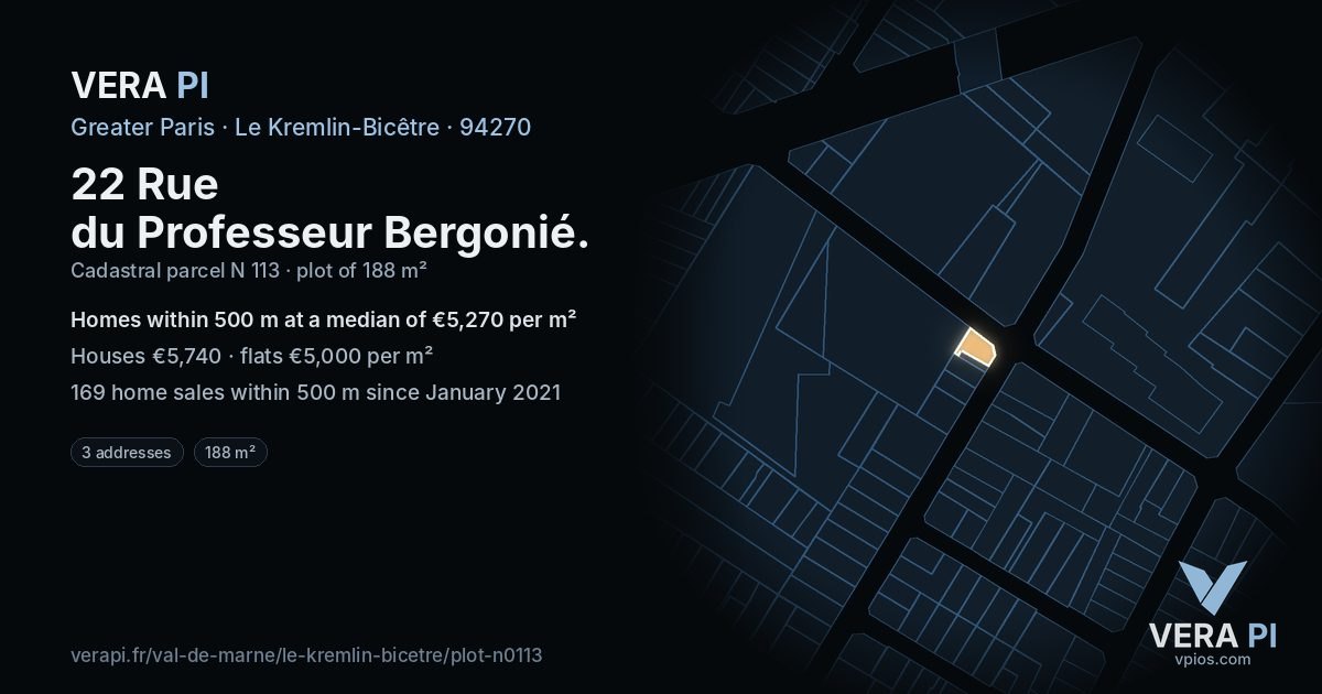 22 Rue du Professeur Bergonié, Le Kremlin-Bicêtre at night – the plot lit, the parcels around coloured by the prices near them