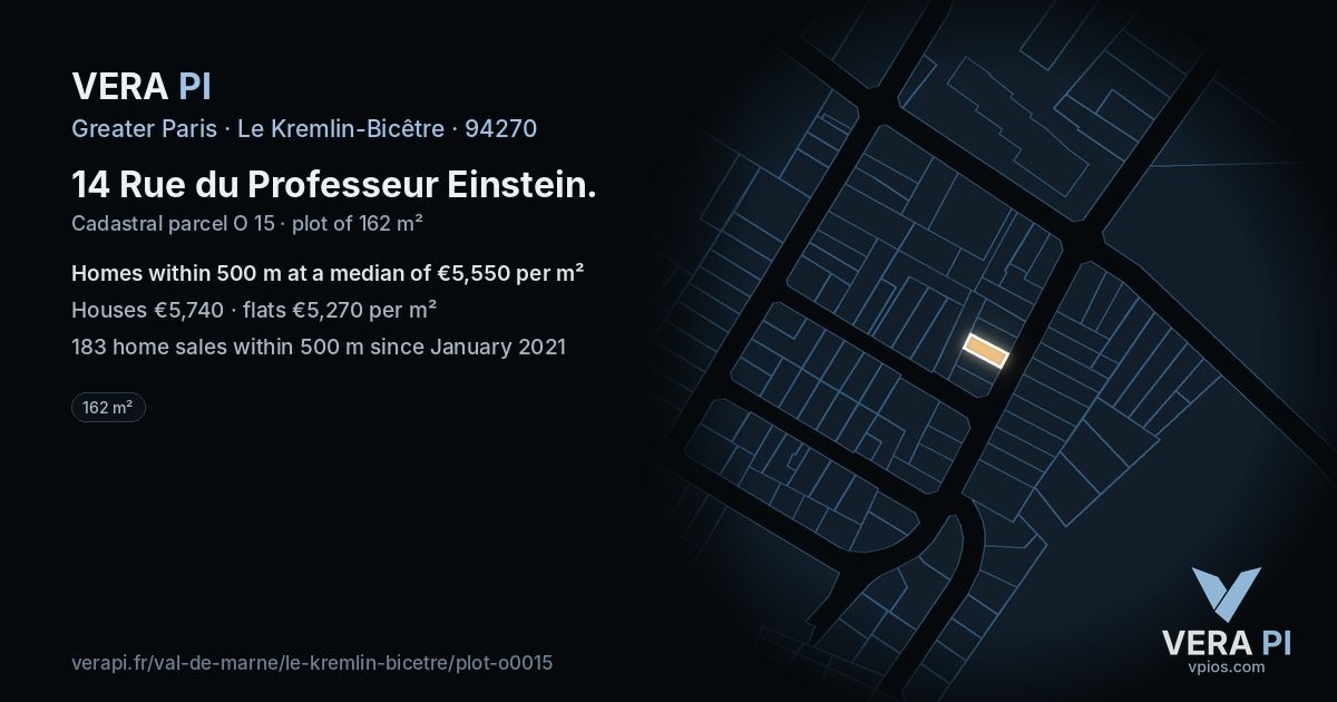 14 Rue du Professeur Einstein, Le Kremlin-Bicêtre at night – the plot lit, the parcels around coloured by the prices near them