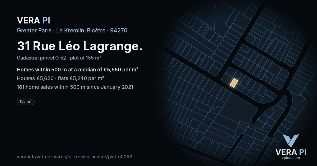 31 Rue Léo Lagrange, Le Kremlin-Bicêtre at night – the plot lit, the parcels around coloured by the prices near them