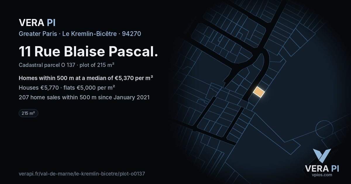 11 Rue Blaise Pascal, Le Kremlin-Bicêtre at night – the plot lit, the parcels around coloured by the prices near them