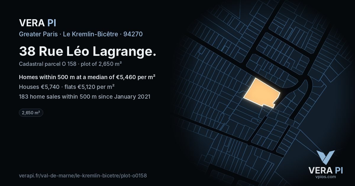 38 Rue Léo Lagrange, Le Kremlin-Bicêtre at night – the plot lit, the parcels around coloured by the prices near them
